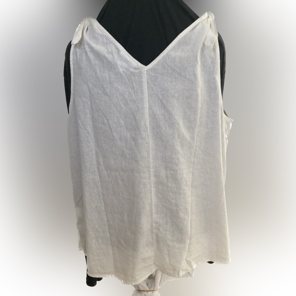 Liz Claiborne Sleeveless Linen Top 1x